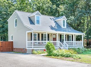 7723 Secretariat Dr, Midlothian, VA 23112