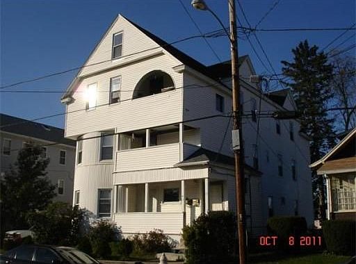 2nd image of 55 Andover St