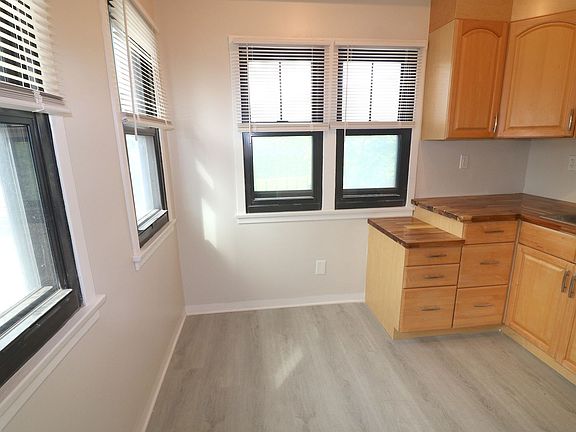 5th image of 202-21 2nd Ave #2021