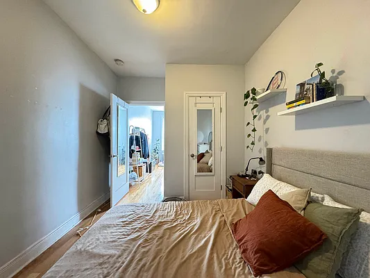 Rented by Keller Williams NYC | media 10