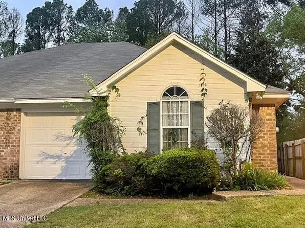 139 Kings Ridge Dr, Brandon, MS 39047