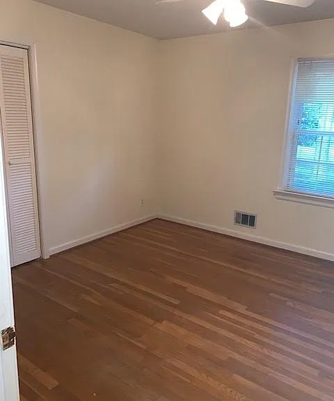 341 Brighton Dr — Photo 10