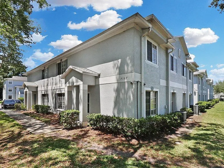 7127 Waterside Dr — Photo 6