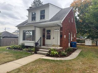 155 W Lafayette St, Romeo, MI 48065