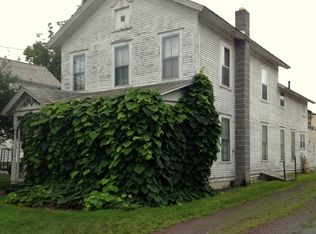 227 Church St, Poultney, VT 05764