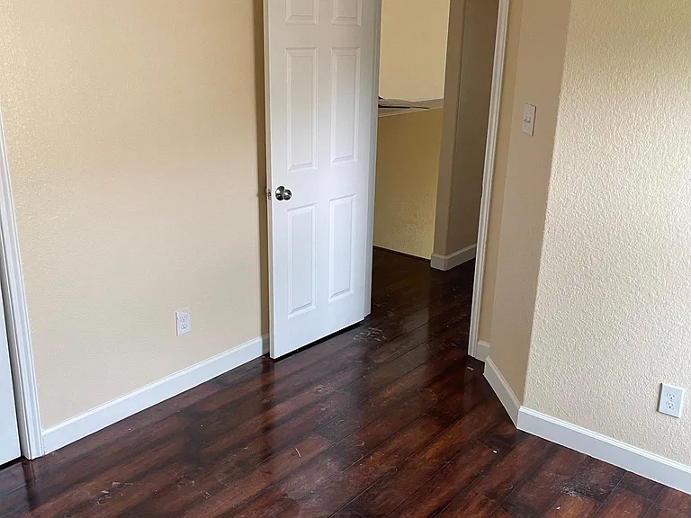 2810 Hazelwood Dr — Photo 36