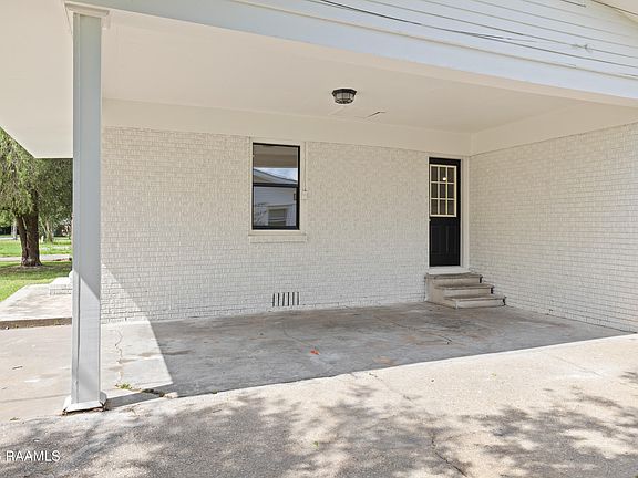 2nd image of 204 Eastland Dr