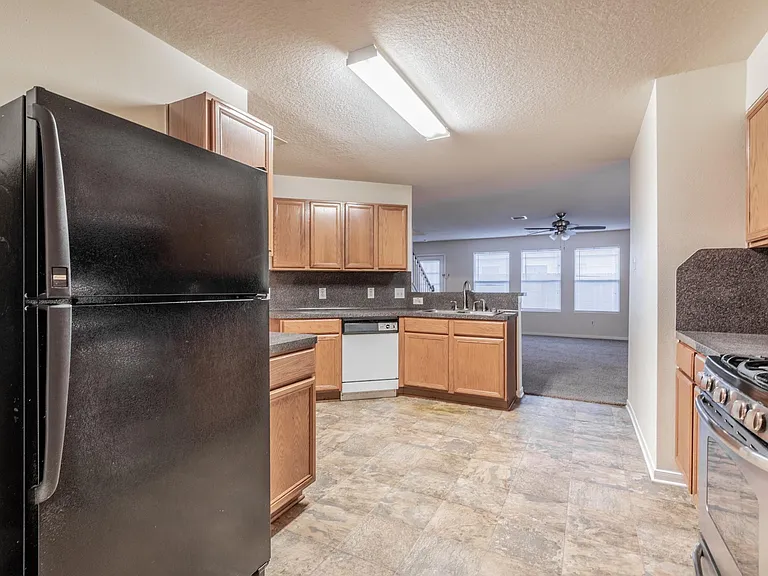 5007 Oak Stand Ct — Photo 13