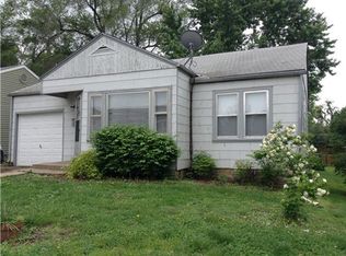 108 SW Market St, Lees Summit, MO 64063