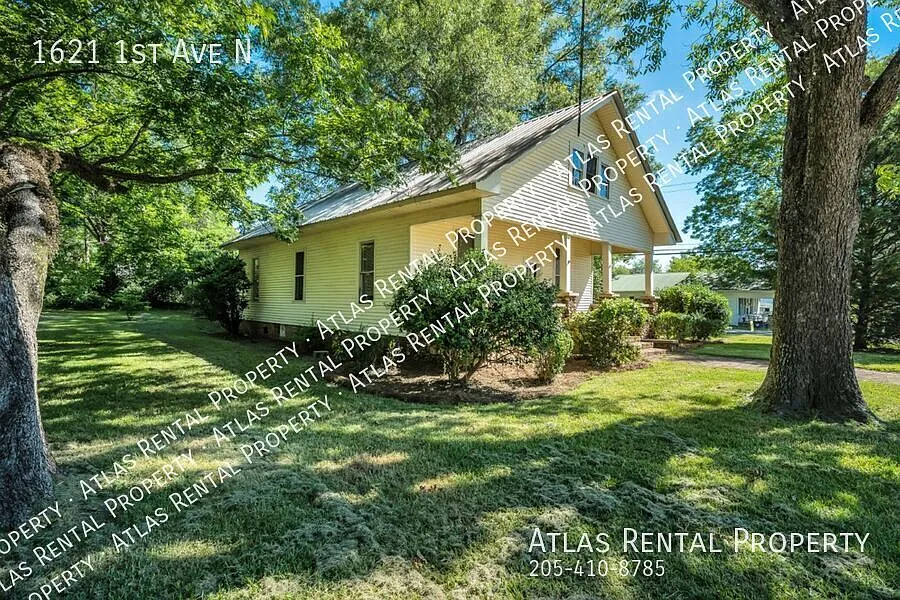 3 Bedroom Pell City Beauty! — Photo 3