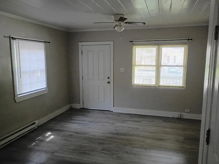 803 Rountree Ave SE — Photo 6