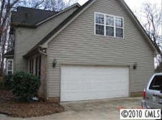 2804 Barnard Castle Ln, Matthews, NC 28104