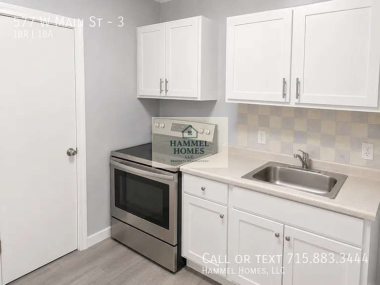 577 Main St W #3 — Photo 2
