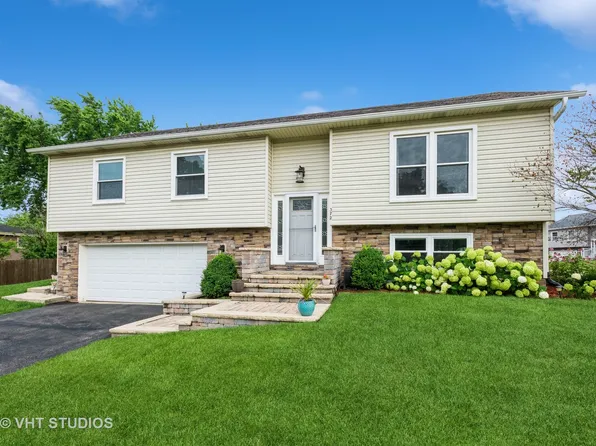 (undisclosed Address), Carol Stream, IL 60188