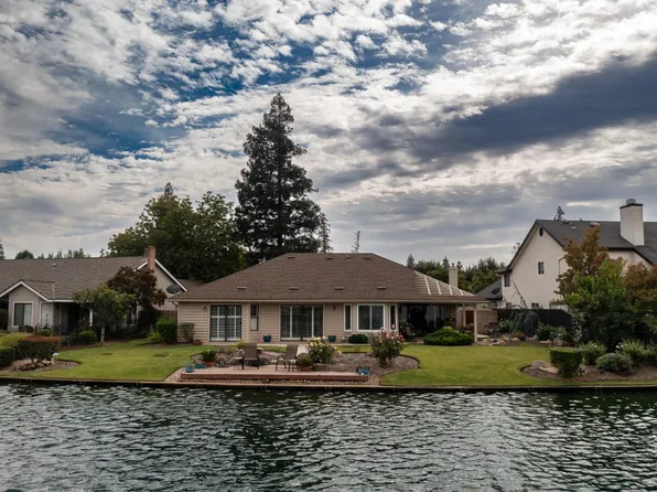 627 E Teal Cir, Fresno, CA 93730