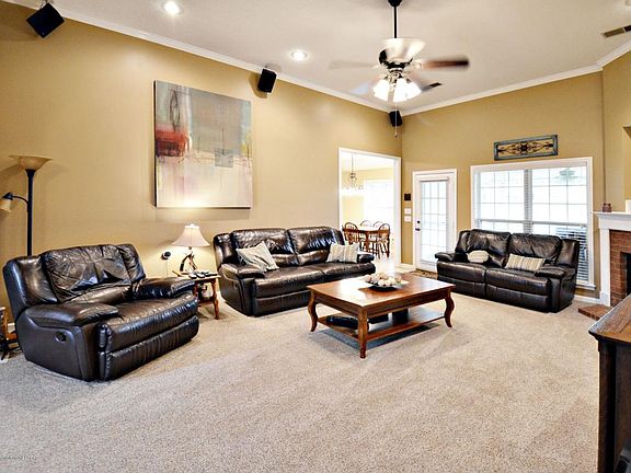 4th image of 3613 Belle Pointe Dr