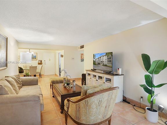 2nd image of 6600 Cypress Rd APT 105