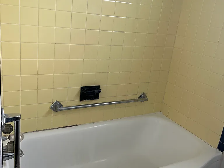 1298 Ada St — Photo 7