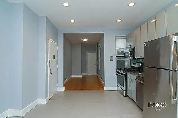 Rented by Compass | media 26