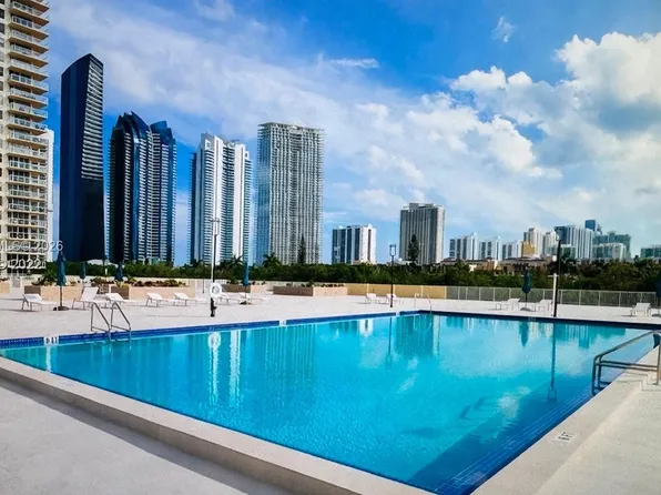 230 174th St APT 1518, Sunny Isles Beach, FL 33160