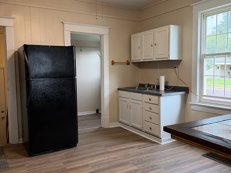 535 Bowman Ave — Photo 4