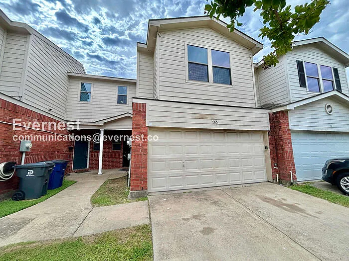 130 Creek Cove Dr — Photo 2