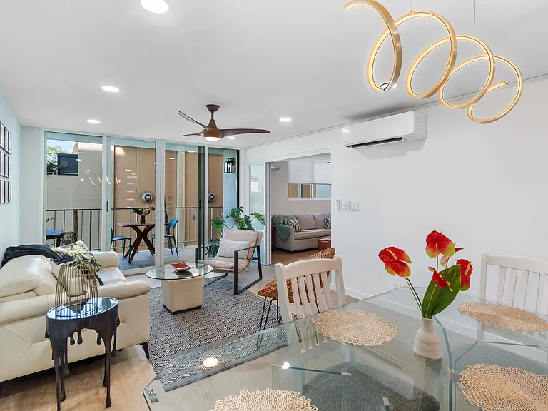 204 Kapahulu Ave #303 — Photo 11