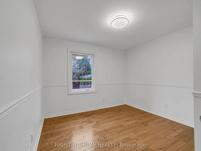 41 Monarchdale Ave — Photo 27
