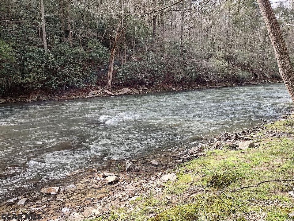 1st image of Stewart Ln