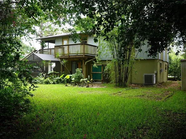 6102 Hickory Dr, Fort Pierce, FL 34982