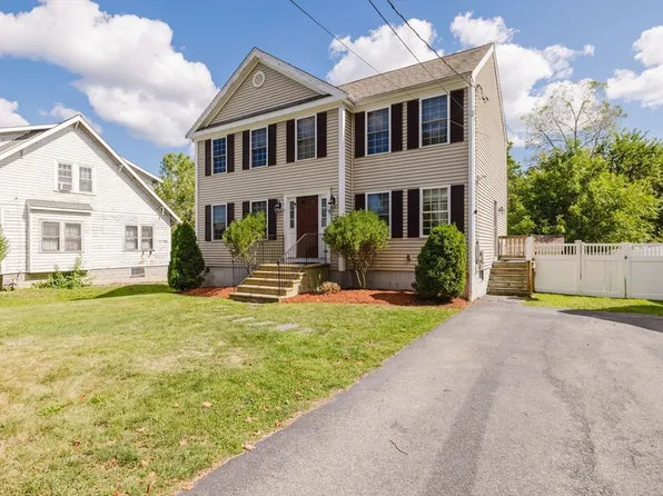 125 Belmont St, Taunton, MA 02780