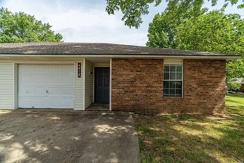 Patrick Street 4616 Photo 1