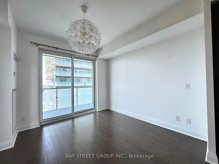 1080 Bay St #4006 — Photo 10