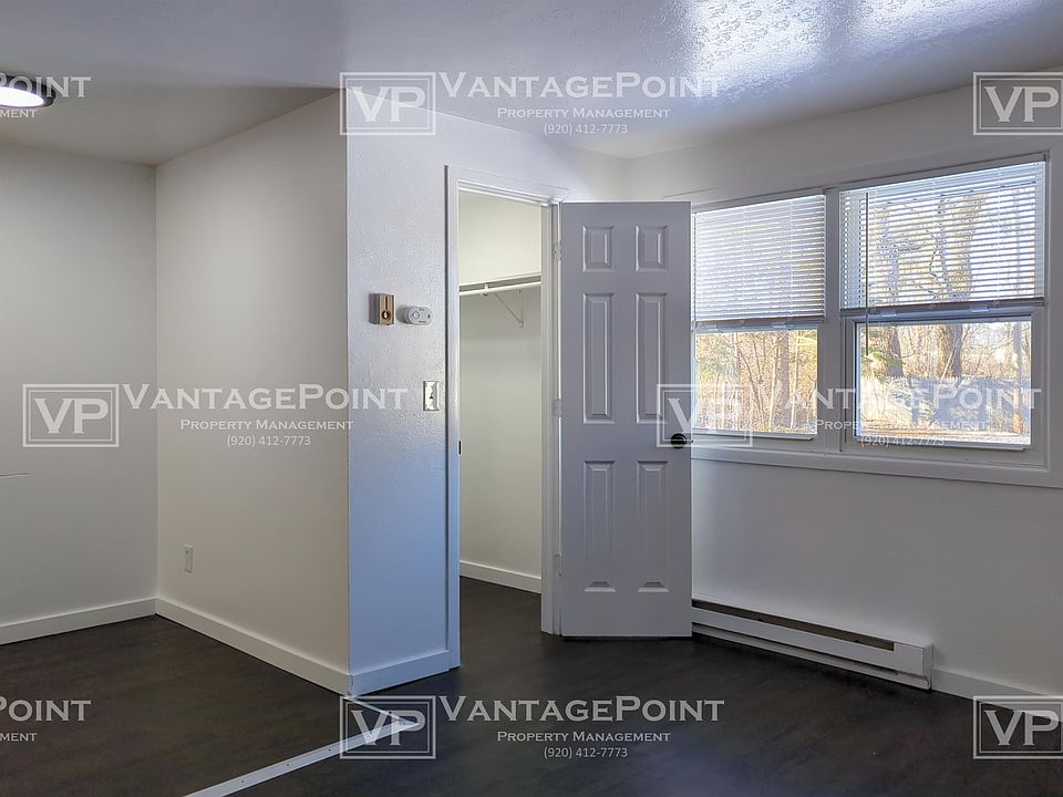 1769 Badger Street 6 1769 Badger St Green Bay, WI Zillow