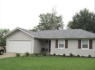 3146 W Countryside Dr, Springfield, MO 65807