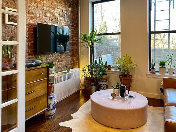 2nd image of 1486 Bedford Ave APT 1C