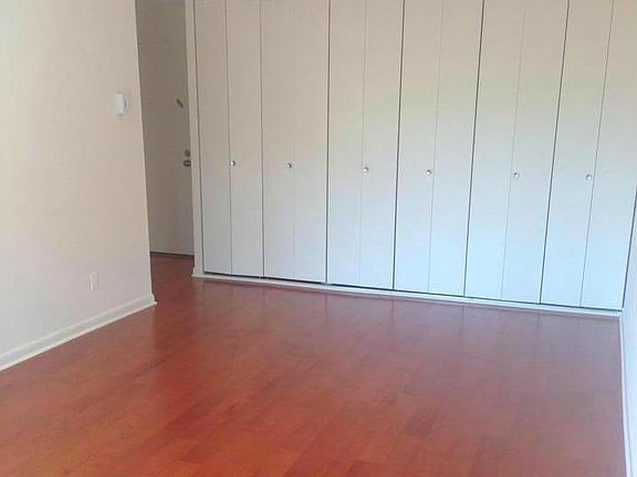 4th image of 3100 S Manchester St APT 832