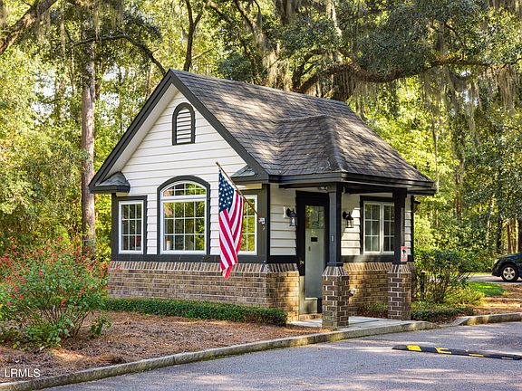 2nd image of 72 Bull Point Drive
