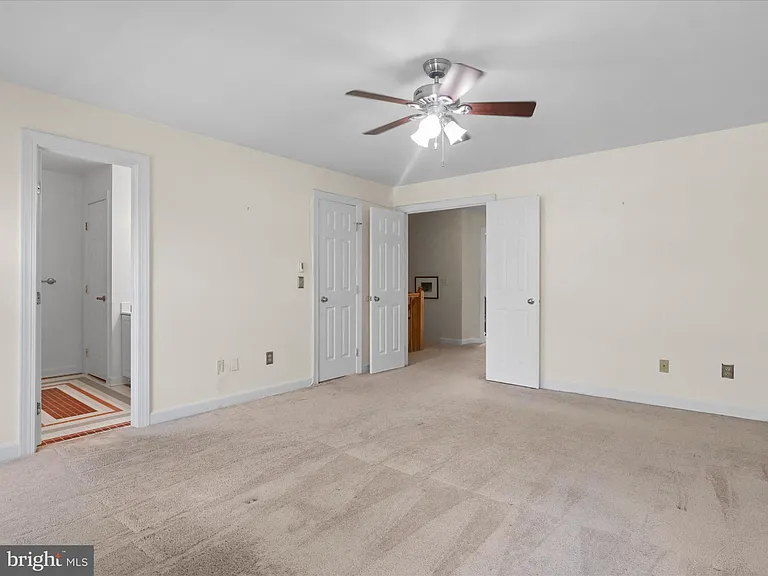 7441 Heatherfield Ln — Photo 14