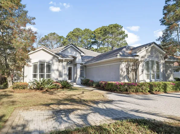 1464 Baytowne Ave E, Miramar Beach, FL 32550