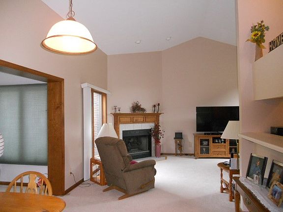 5th image of 1480 Eagle Way