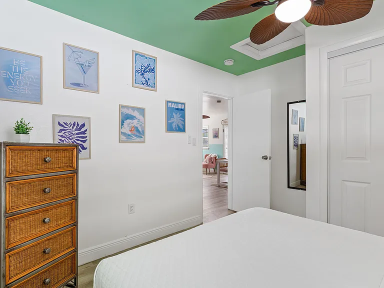 420 Grant St — Photo 16