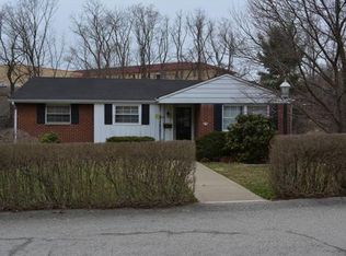163 McKenzie Dr, Pittsburgh, PA