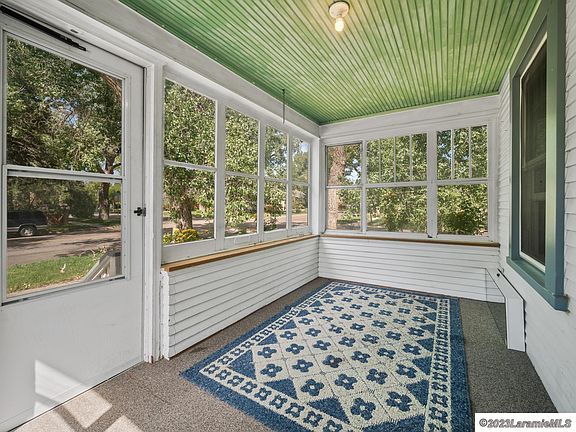 5th image of 1120 Sheridan St