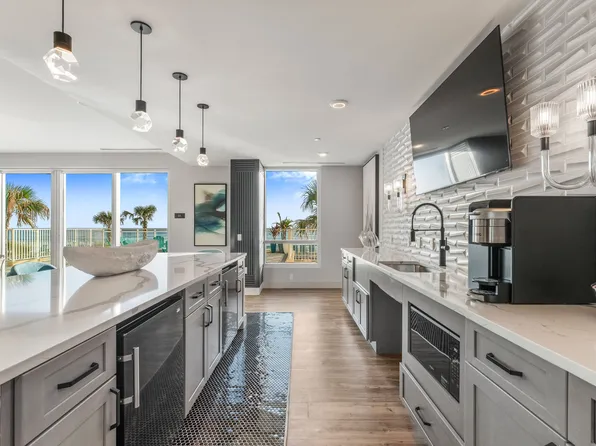 Triton Cay - Daytona Apartments
