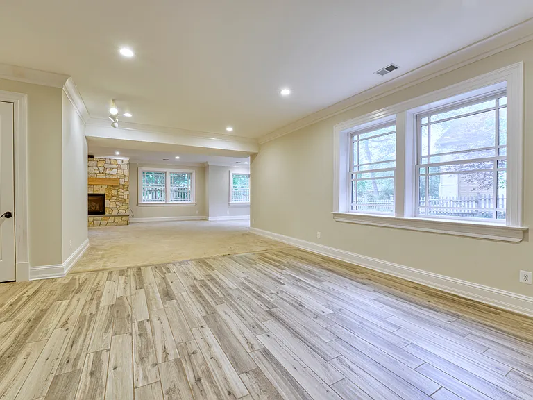 6506 Divine St — Photo 30