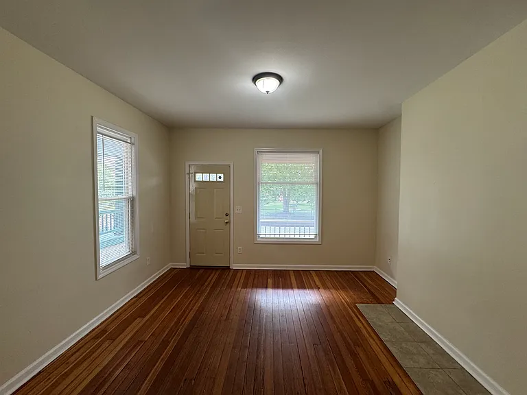 1464 Indianola Ave #1464 — Photo 6