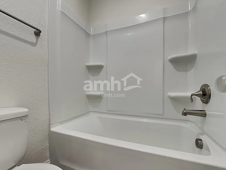 2986 Hill Valley Ln — Photo 16
