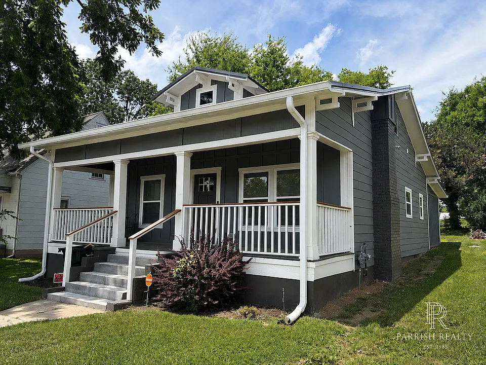 710 Carson St