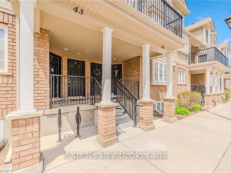 15 Carere Cres #44B — Photo 2